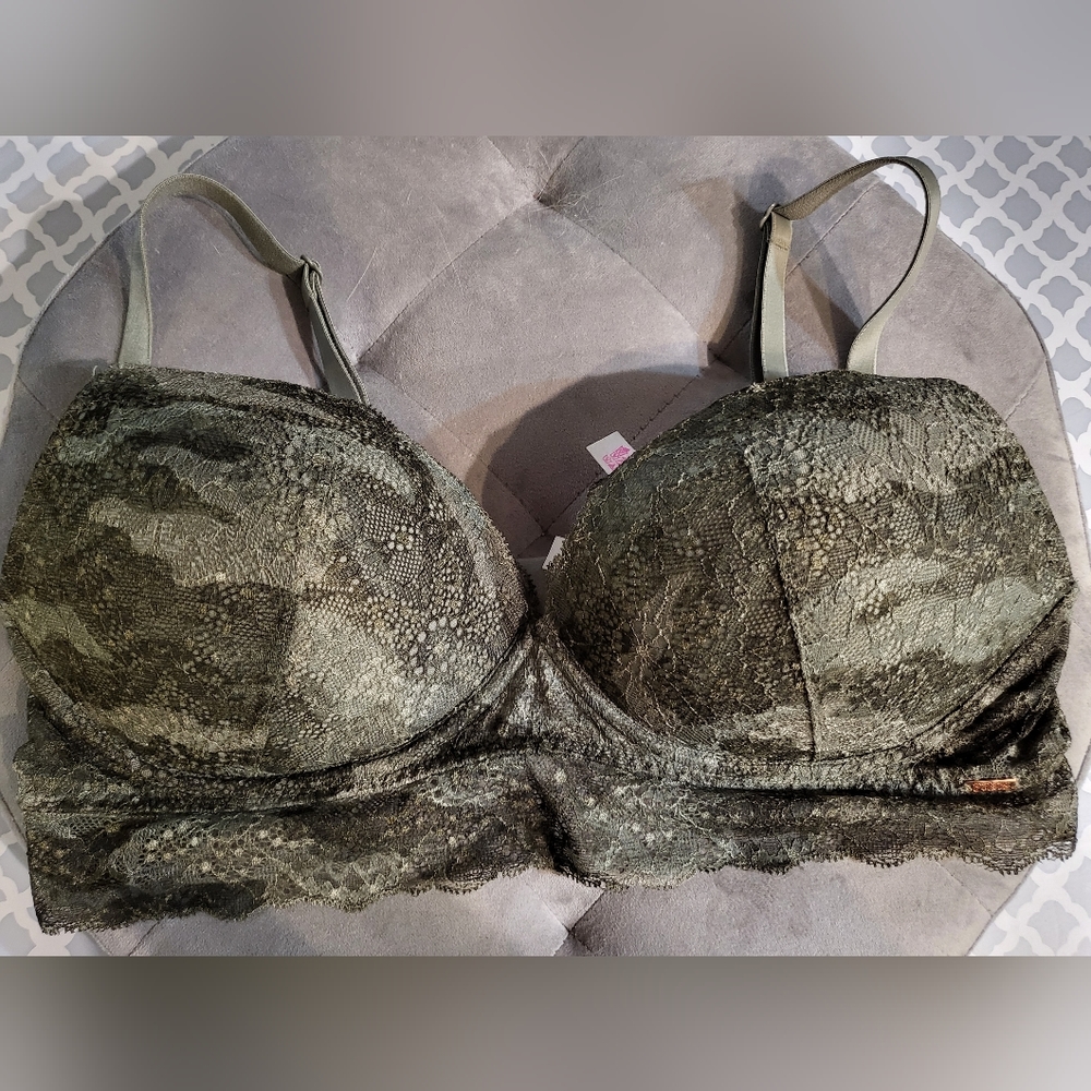 Pink Victoria Secret Large Pushup Bra